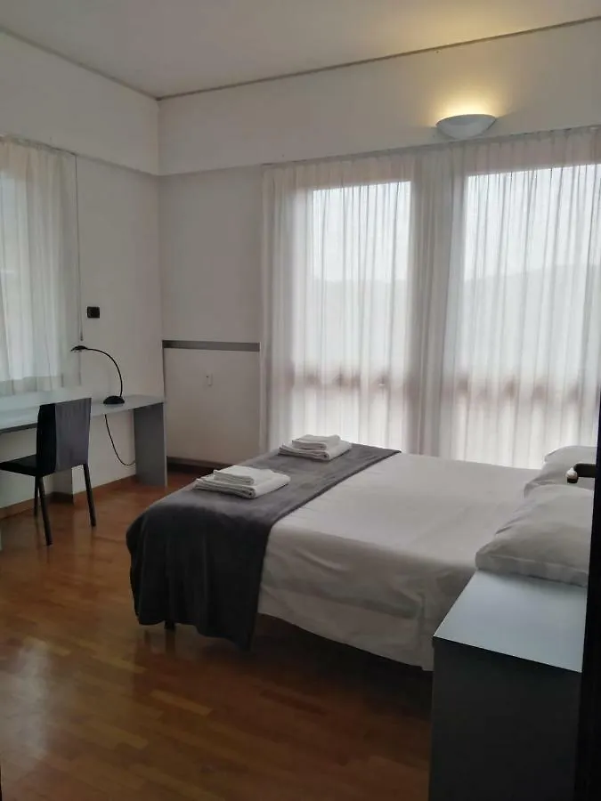 Vista Duomo - Bymyhomeincomo Italy